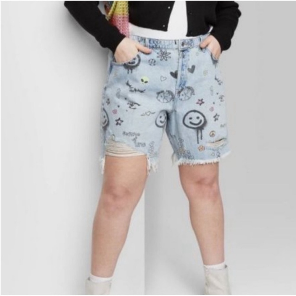 Wild Fable Size 4 High-Rise Bermuda Denim Distressed Shorts.